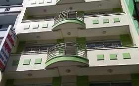 Hong Hanh Hotel  2*